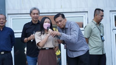 Dalam Acara Dukcapil Goes To School SMAN 5 Menyambut demgam Antusias