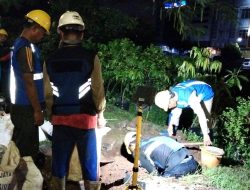 Perumda Tirta Kahuripan Pastikan Pelayanan Air Bersih di Cibinong Tetap Berjalan Di Tengah Perbaikan Kebocoran Pipa