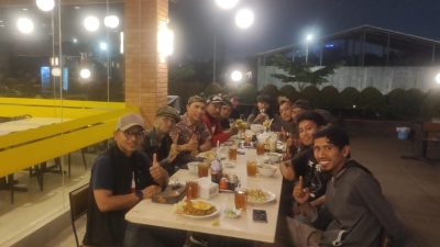 Cara Unik Asep Arwin Kotsara Rangkul Komunitas Punk Transyogi Bekasi