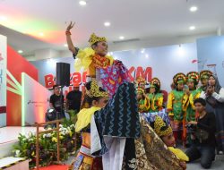 Dalam Rangka Memeriahkan HUT Kemerdekaan RI, Kementerian BUMN Menggelar Bazar UMKM