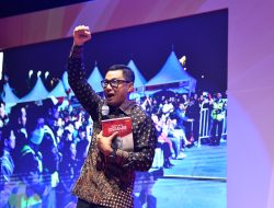 Launching Buku Biografi Jokowi Mewujudkan Mimpi Indonesia, Darmawan Prasodjo Raih Penghargaan MURI di Korea Selatan