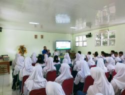 Tak Ingin Anak Dibawah Umur Terjebak Berita Hoaks, Ketua PWI Kabupaten Bogor Berikan Penyuluhan ke Siswa SMPN 3 Cibinong