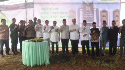 Pemda Kabupaten Bogor Lakukan Peletakan Batu Pertama Pembangunan Masjid ICMI di Leuwisadeng