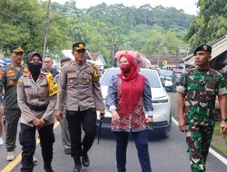 Kapolres Pandeglang Bersama Forkopimda Lakukan Pengecekan Pospam Operasi Lilin Maung