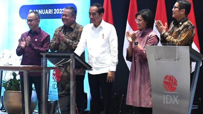 Buka Perdagangan BEI, Presiden Jokowi Ingatkan 2023 Tahun Ujian