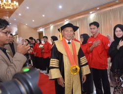 Prof. Dr. H. Martin Roestamy, S.H., M.H Dikukuhkan Jadi Guru Besar Pertama Bidang Ilmu Hukum Agraria UNIDA