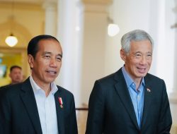 Presiden Joko Widodo Disambut Langsung PM Lee di Istana Singapura