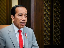 Presiden Joko Widodo Umumkan Bahwa Pemerintah Resmi Mencabut Status Pandemi Covid-19 di Indonesia