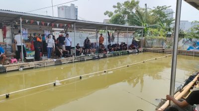 Tebar Keceriaan Warga Kota Bekasi, Dewan Asep Arwin Gelar Lomba Mancing