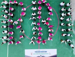 Ribuan ASN Pemkab Bogor Kenakan Sarung Tenun Majalaya, Pecahkan Rekor MURI